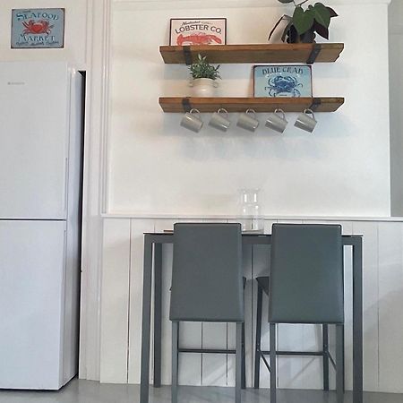 Large 5 Bed 3 Bath House 300 Meters From Beach And Restaurants New Quay Zewnętrze zdjęcie